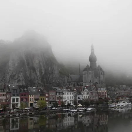 Les Rives De Sax Dinant